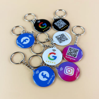 NFC keychain with dynamic QR
