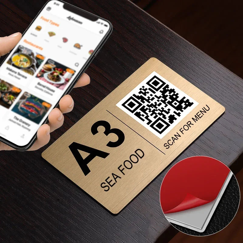 Suporte de Mesa em Aço Inoxidável para Menu QR – Preto ou Dourado