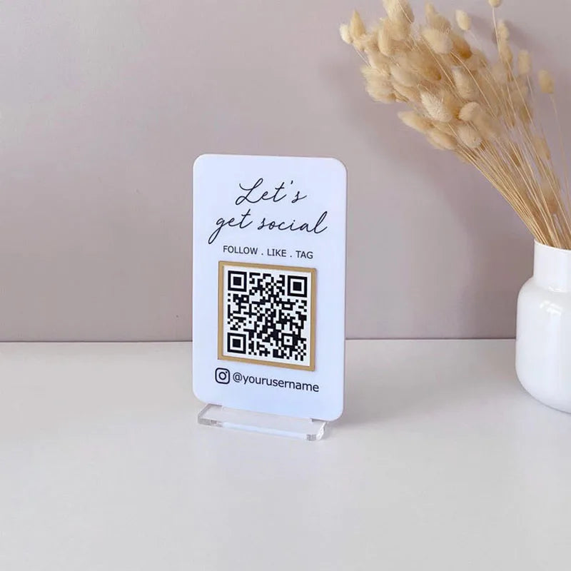 Social-QR-Code-Tischaufsteller – Instagram/Facebook
