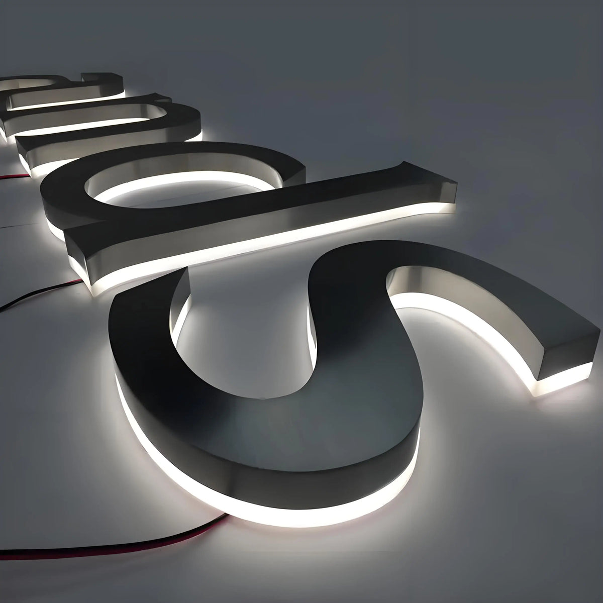 Custom LED Light Sign – Halo Letters – photo 2